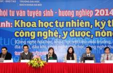 Sôi động chương trình tư vấn tuyển sinh 2014